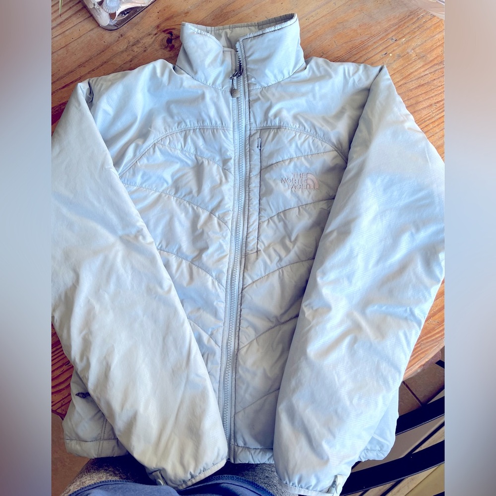 The North Face Primaloft Women's packable jacket light blue size small